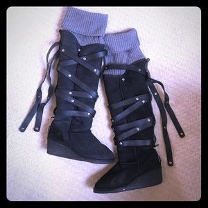 Koolaburra Boots size 9